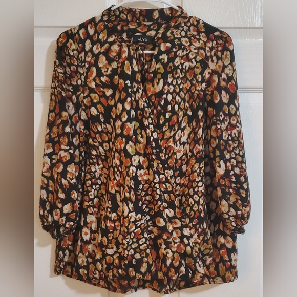 Alyx Multicolor Wrap Top. Size L - Picture 1 of 10